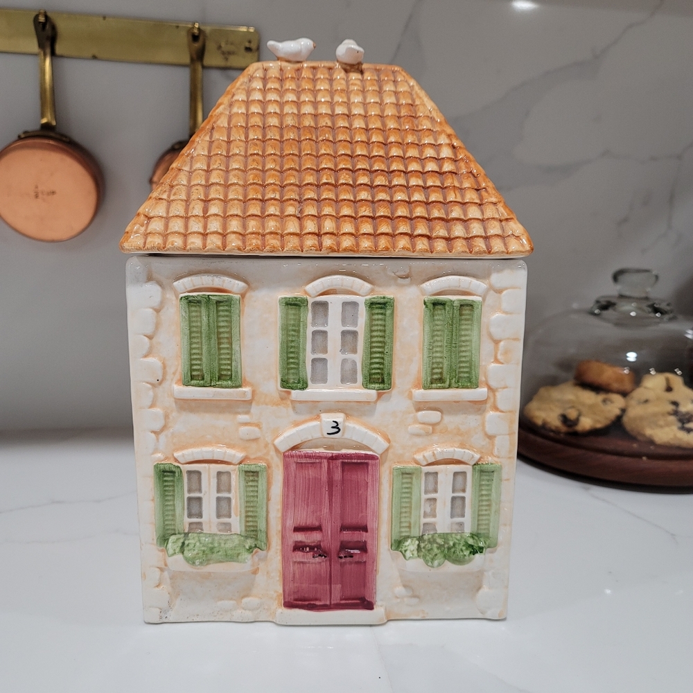 Ellen Blonder Ceramic Kitchen Canister  Tea Sugar/Cookie jar